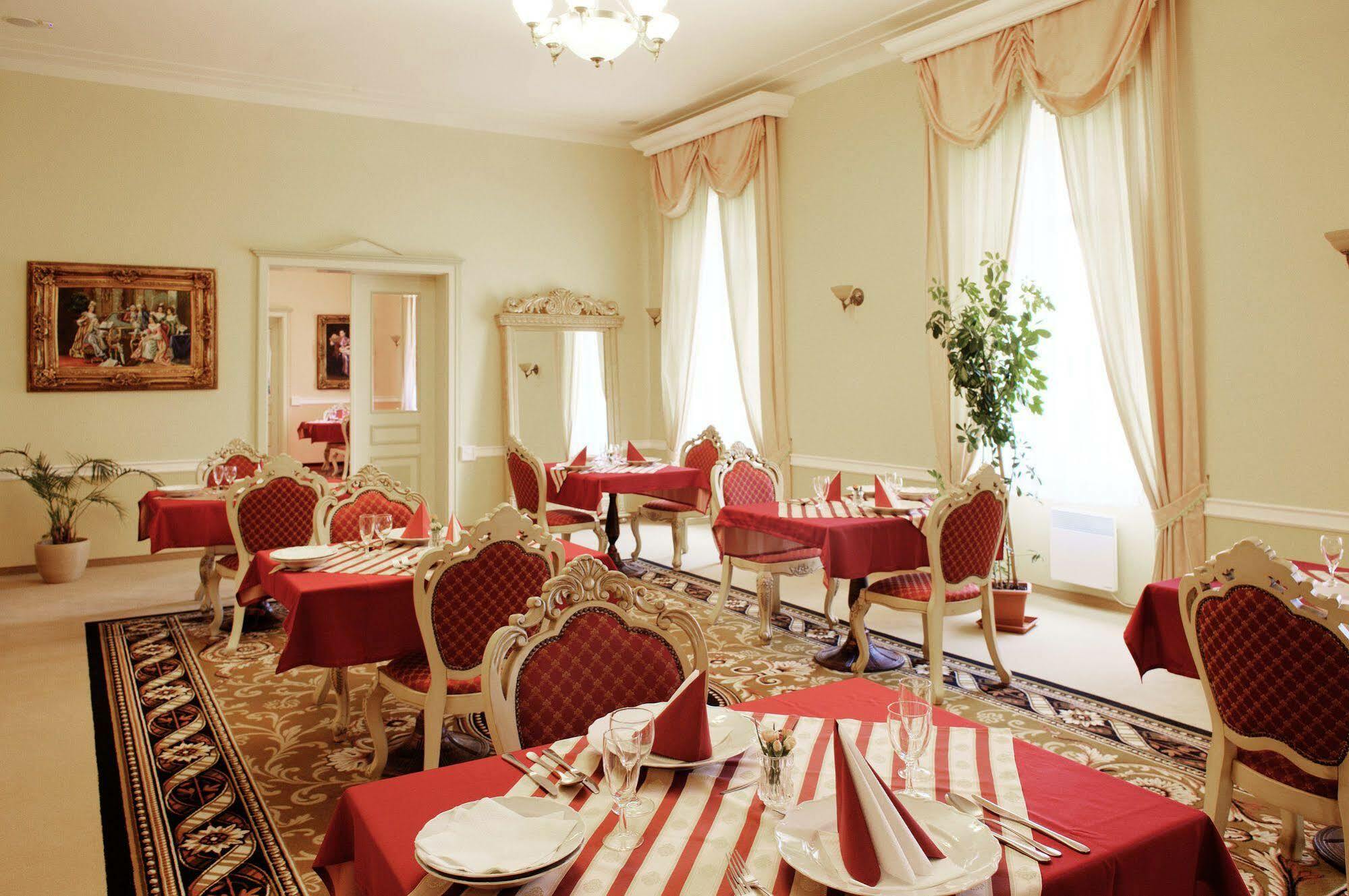 Zamek Kamenny Dvur 호텔 Mostov 외부 사진